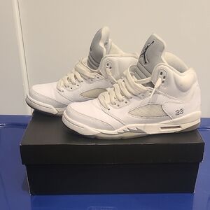 Jordan Air Retro BG Black Sneakers